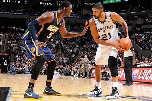 北爱尔兰主帅谈对意大利：无论遇到哪队都很复杂，他们非常强