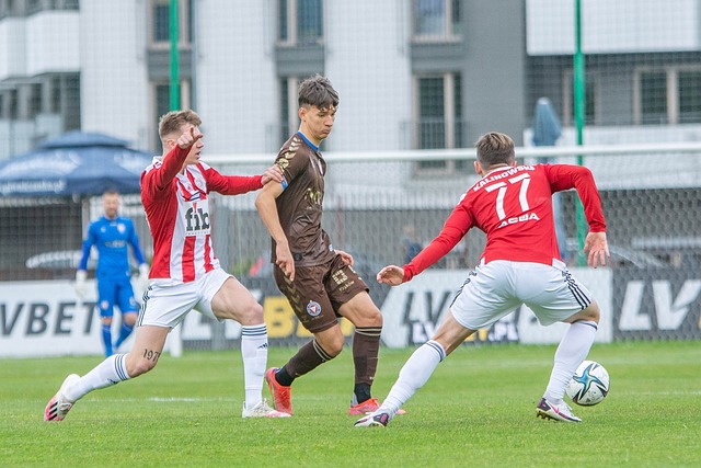 图拉姆：大家都说国米更强，但米兰有优秀球员和最强门将之一