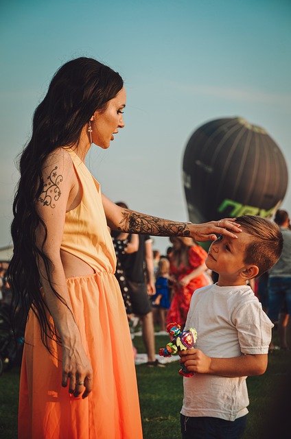 众连连喝彩 众连连喝彩